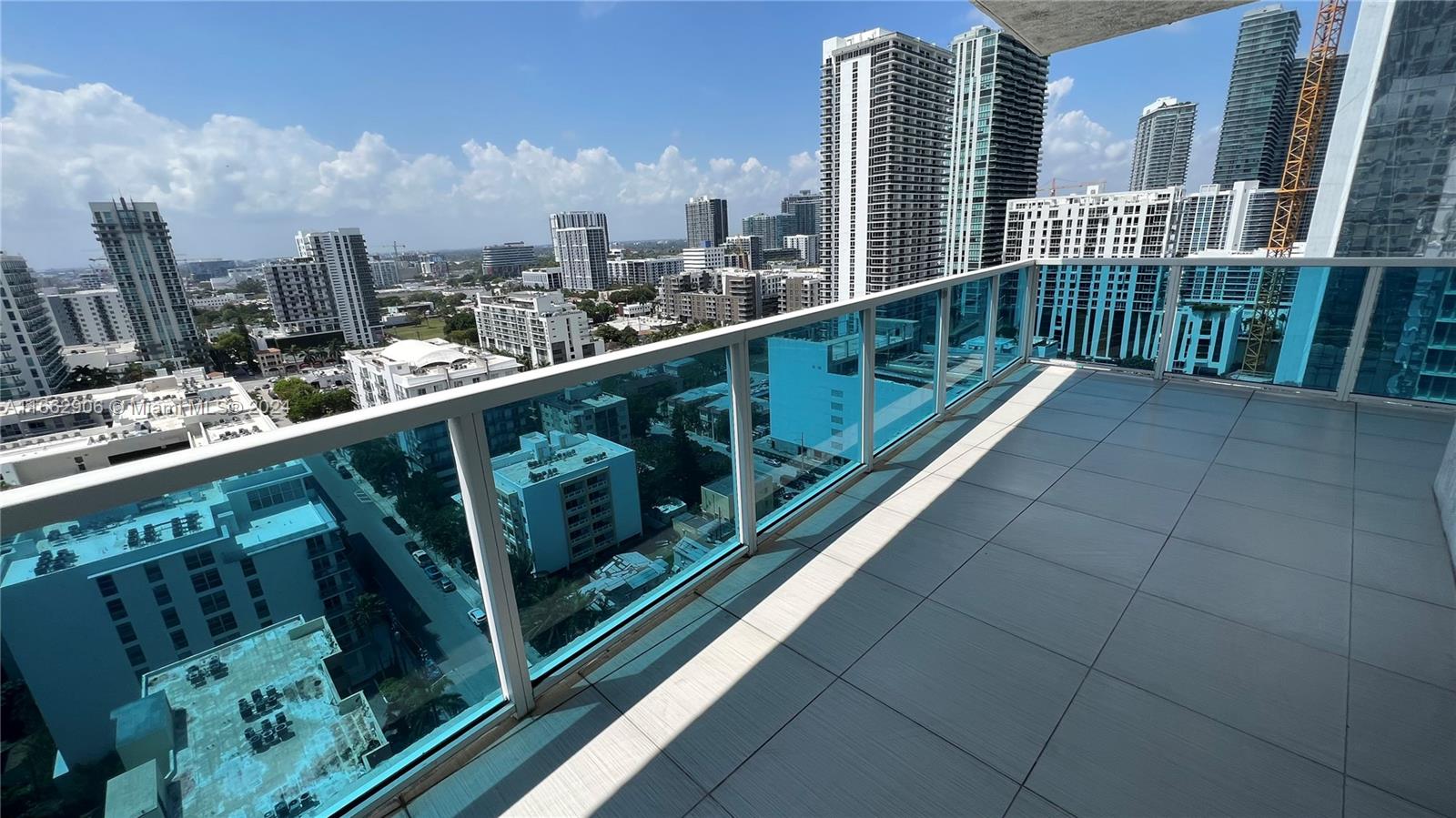 STAR LOFTS ON THE BAY CON - Residential