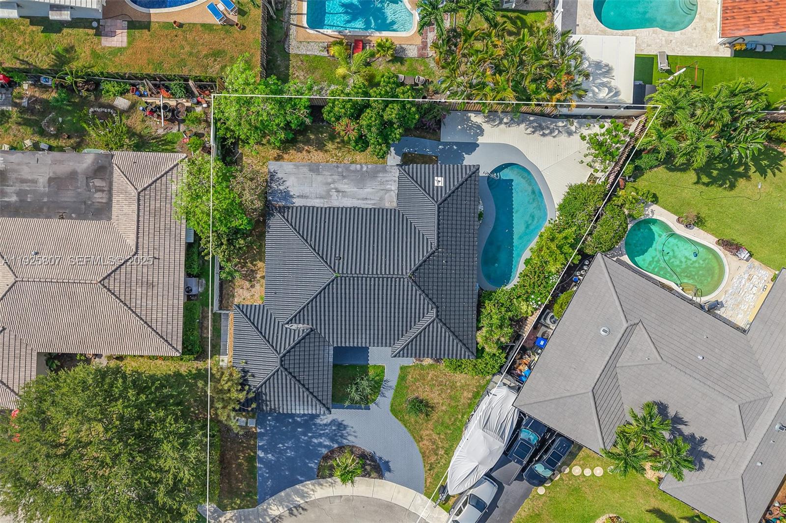 LA BELLE HARBOR - Residential