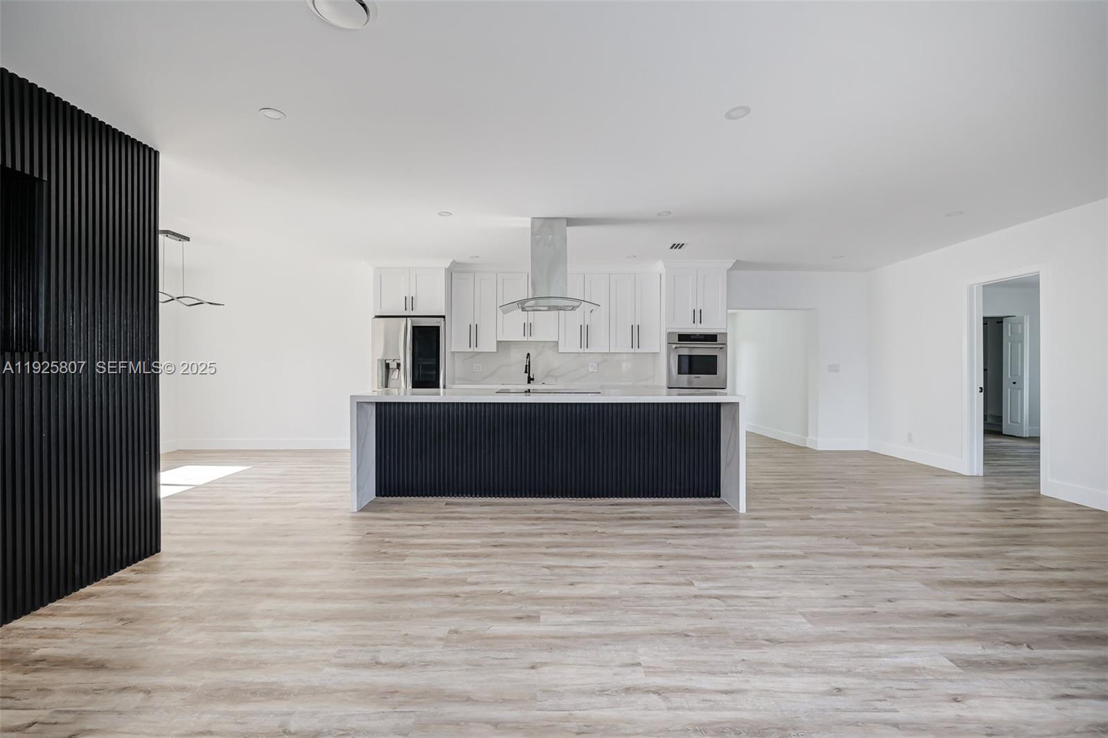 LA BELLE HARBOR - Residential