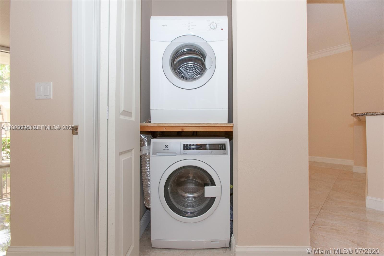 ALAQUA CONDO - Residential Lease