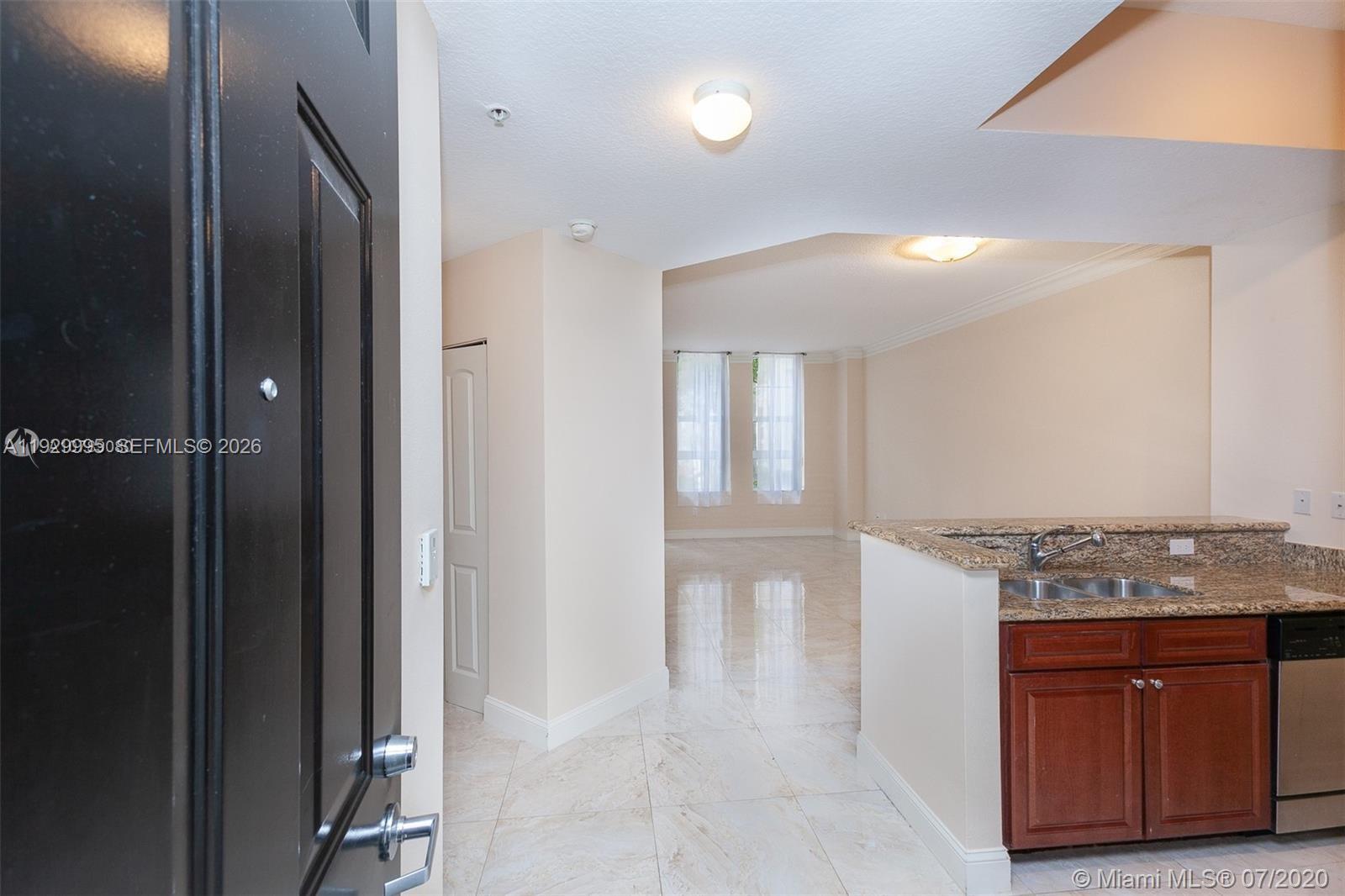 3001 NE 185th St 118