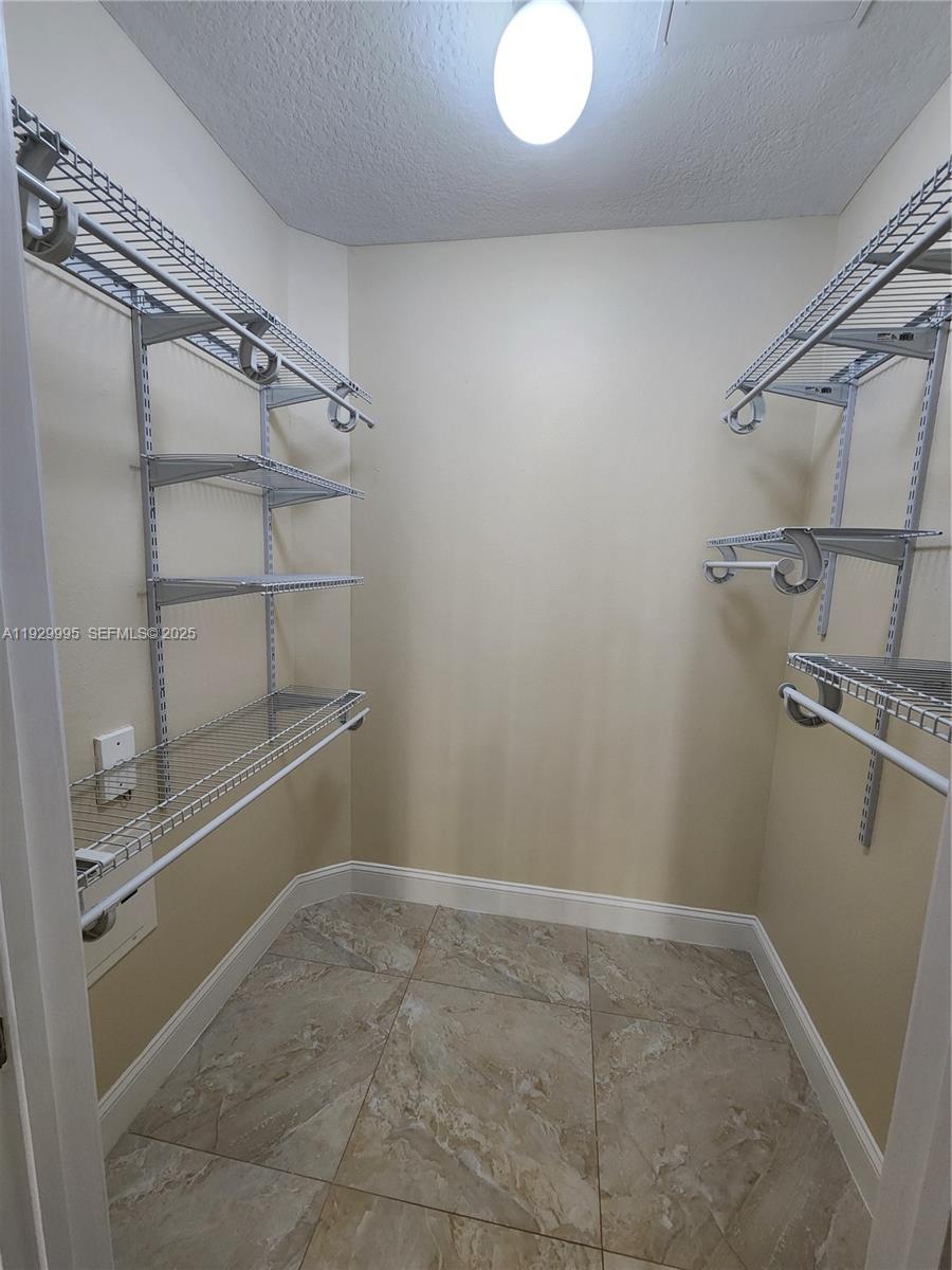 ALAQUA CONDO - Residential Lease