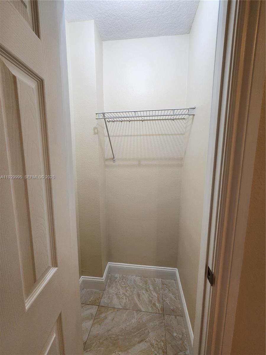 ALAQUA CONDO - Residential Lease