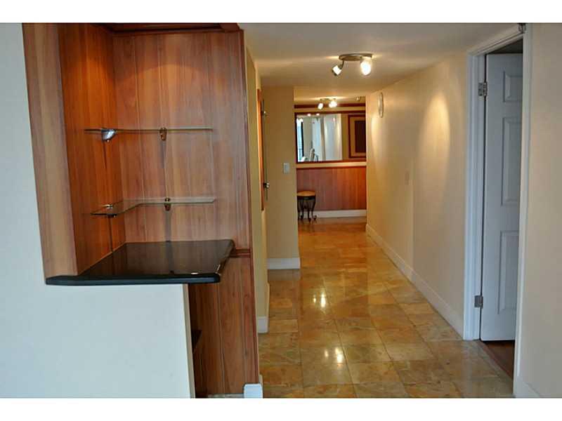 Winston Towers 700 - Residential Lease