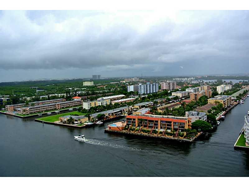 Winston Towers 700 - Residential Lease