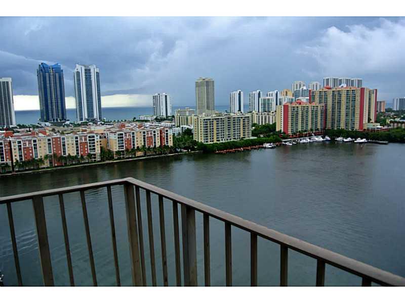 Winston Towers 700 - Residential Lease