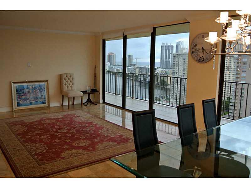 Winston Towers 700 - Residential Lease