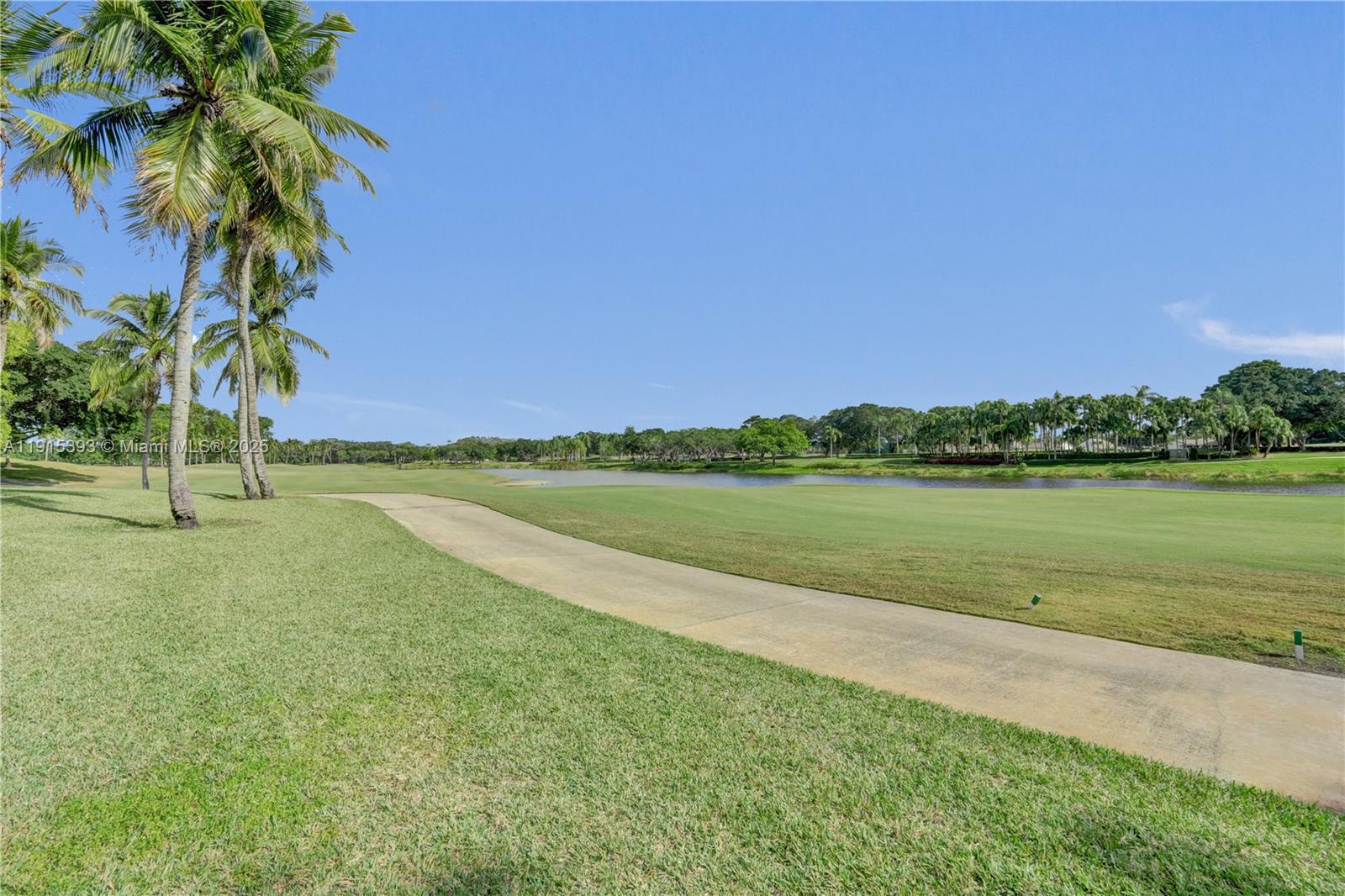 COURTSIDE AT WESTON HILLS - Residential