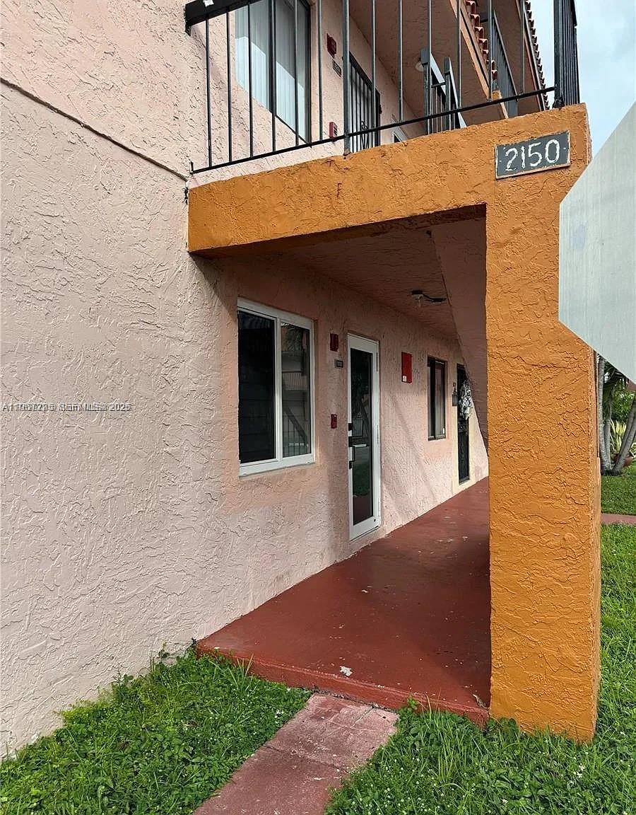 HIALEAH CLUB VILLAS CONDO - Residential