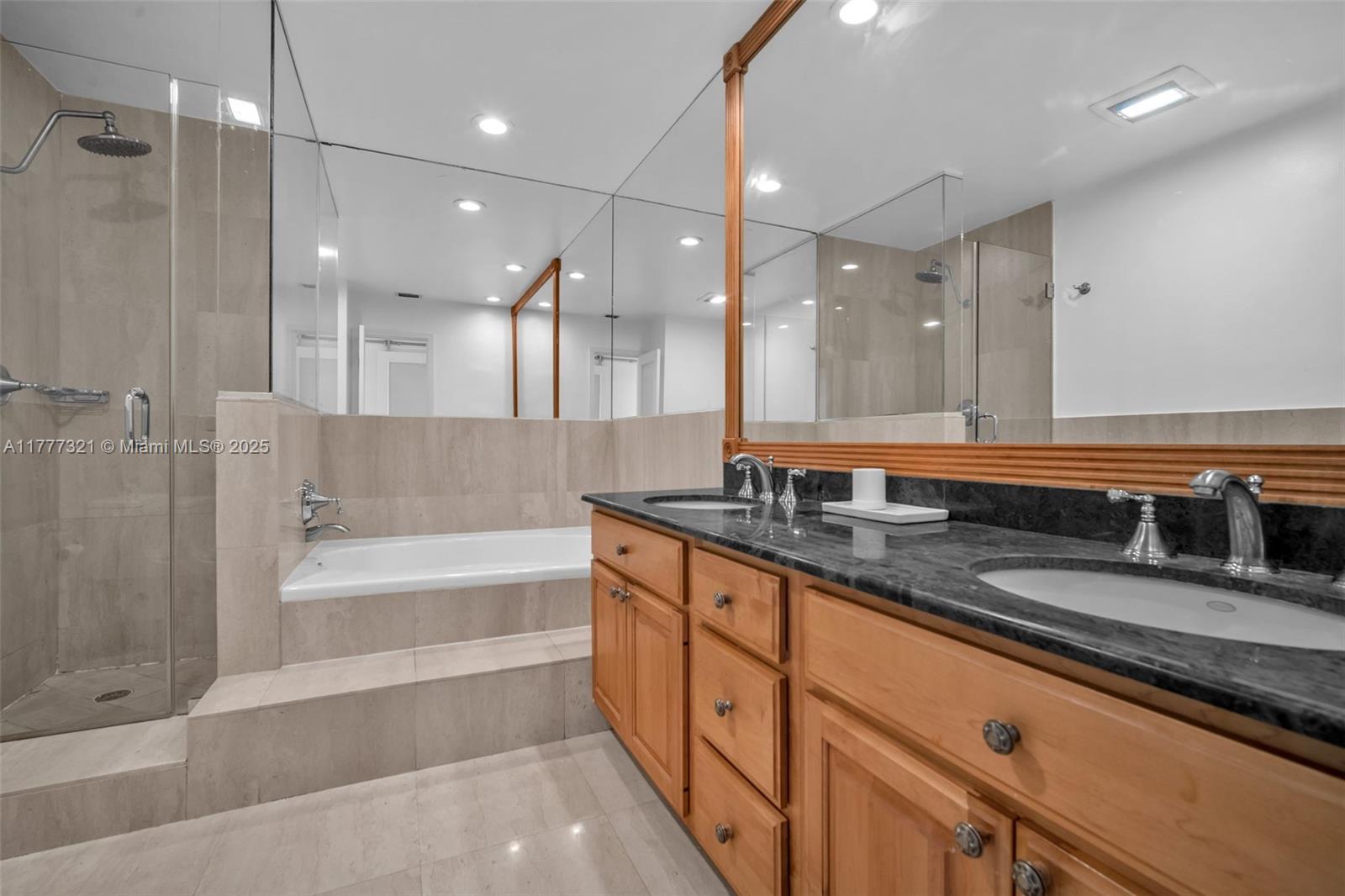 POINCIANA IS YT & RCQ CLU - Residential