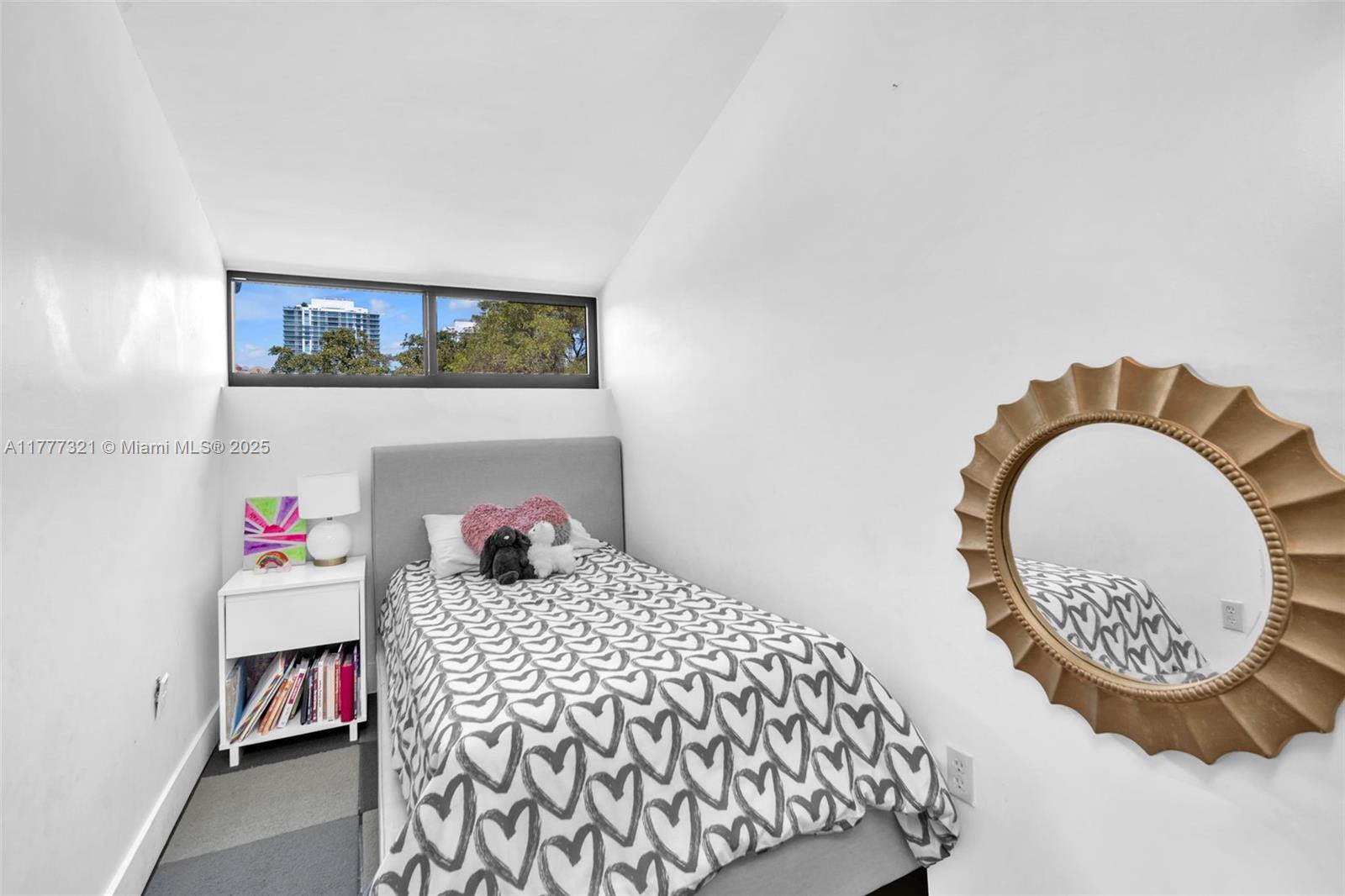 POINCIANA IS YT & RCQ CLU - Residential