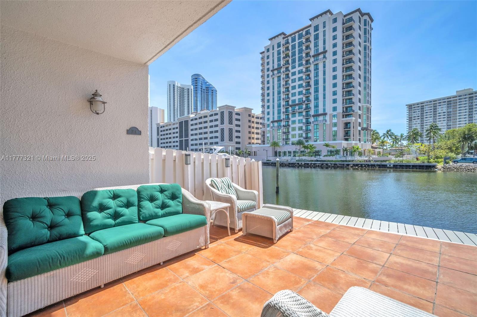POINCIANA IS YT & RCQ CLU - Residential