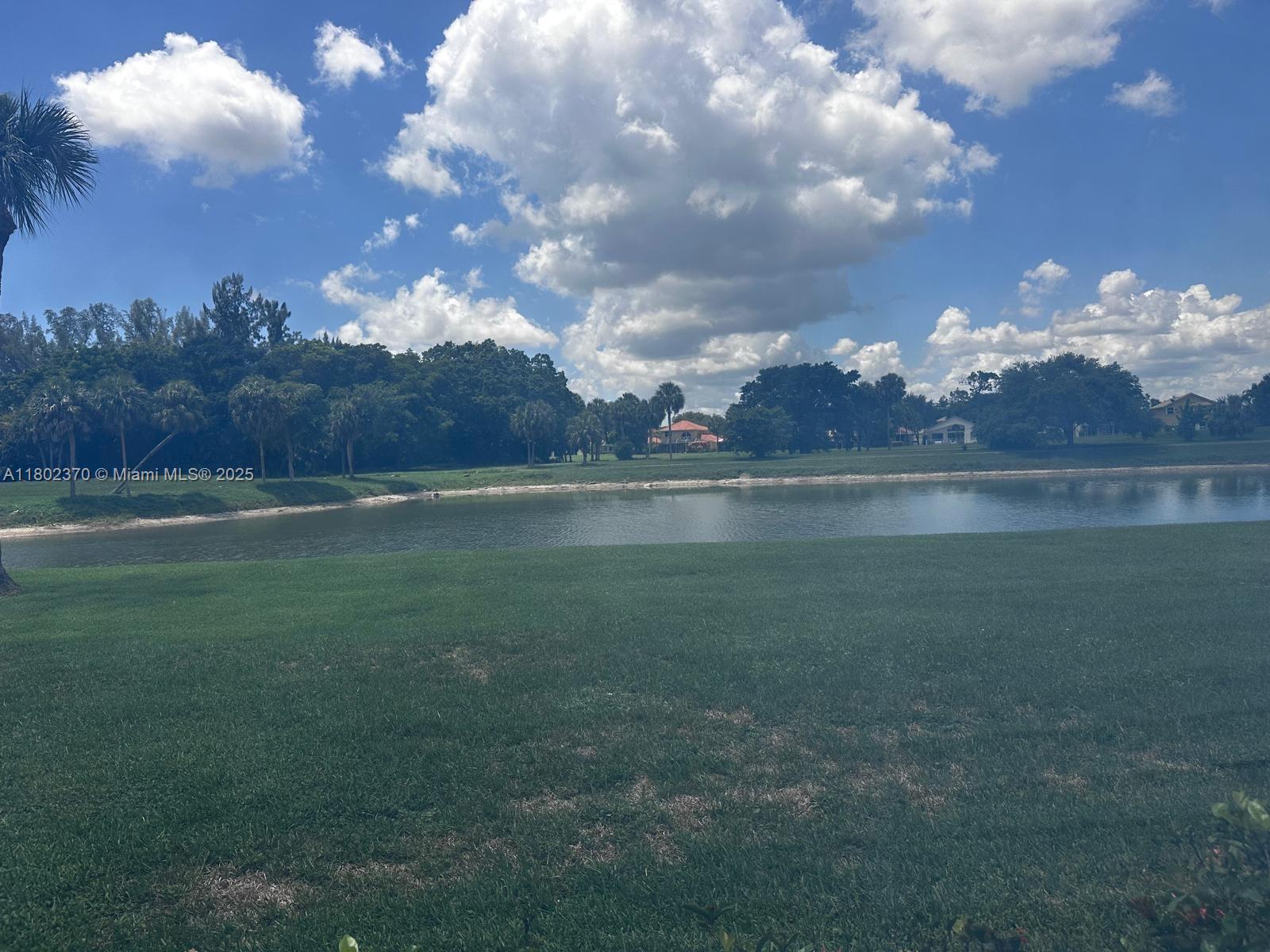 CORAL KEY CONDO - Residential