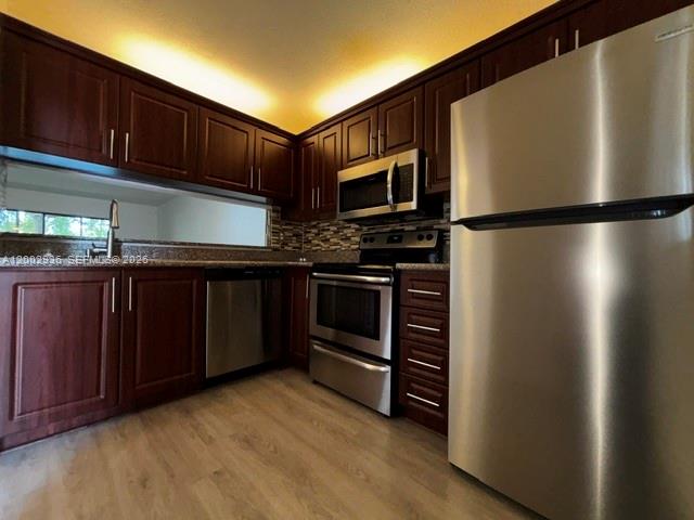 MIRAMAR CLUB CONDOMINIUM - Residential Lease