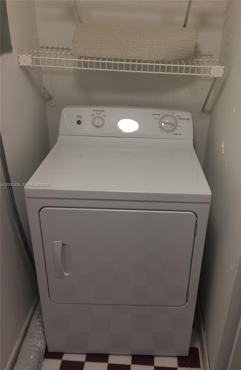 MIRAMAR CLUB CONDOMINIUM - Residential Lease