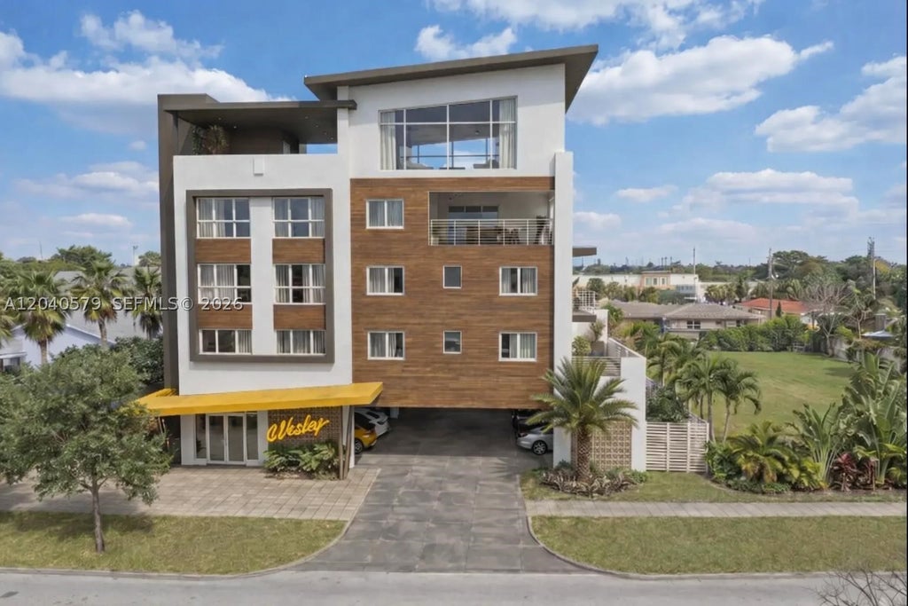 Photo of 2233 Fillmore St #408, Hollywood, FL 33020 (MLS # A12040579)