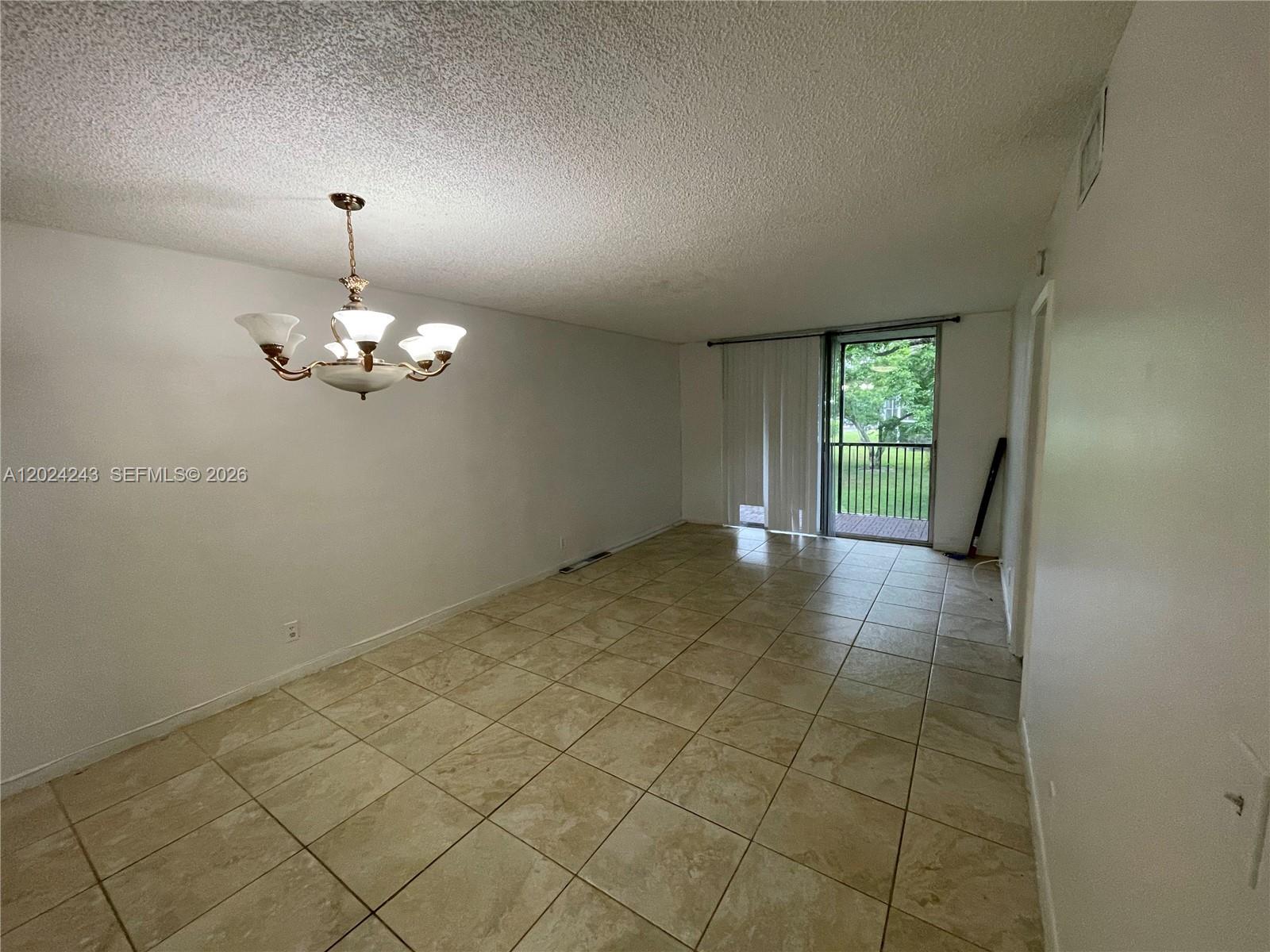 LAKESHORE AT UNIVERSITY P - Residential Lease