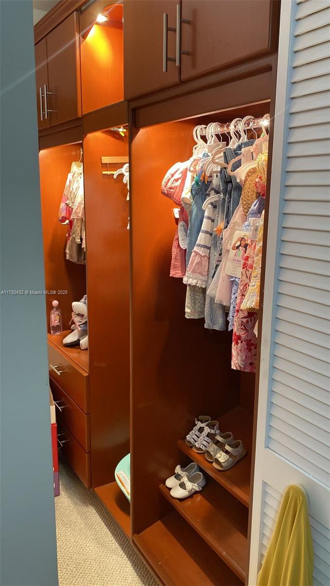 SHERBROOKE - Residential