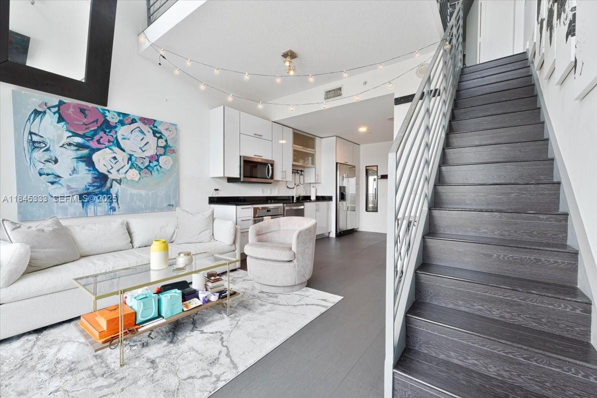 INFINITY AT BRICKELL COND - Residential