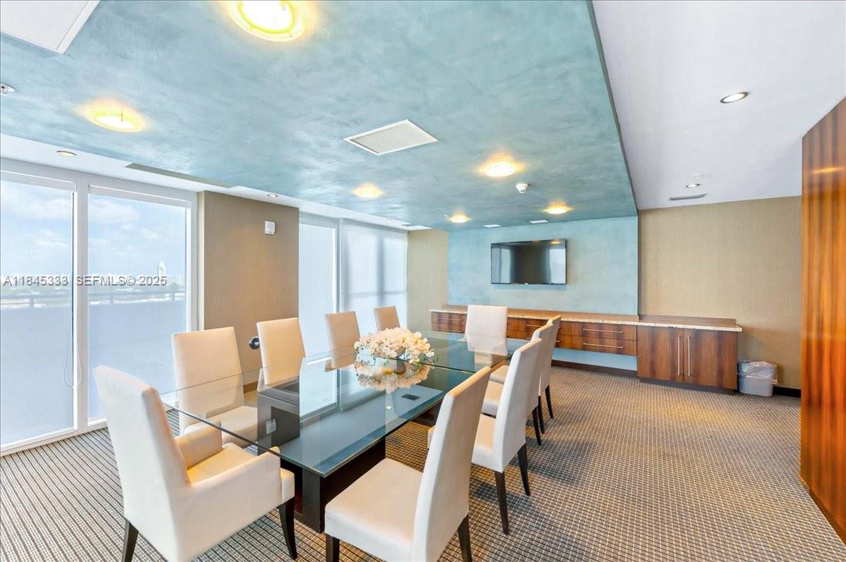 INFINITY AT BRICKELL COND - Residential