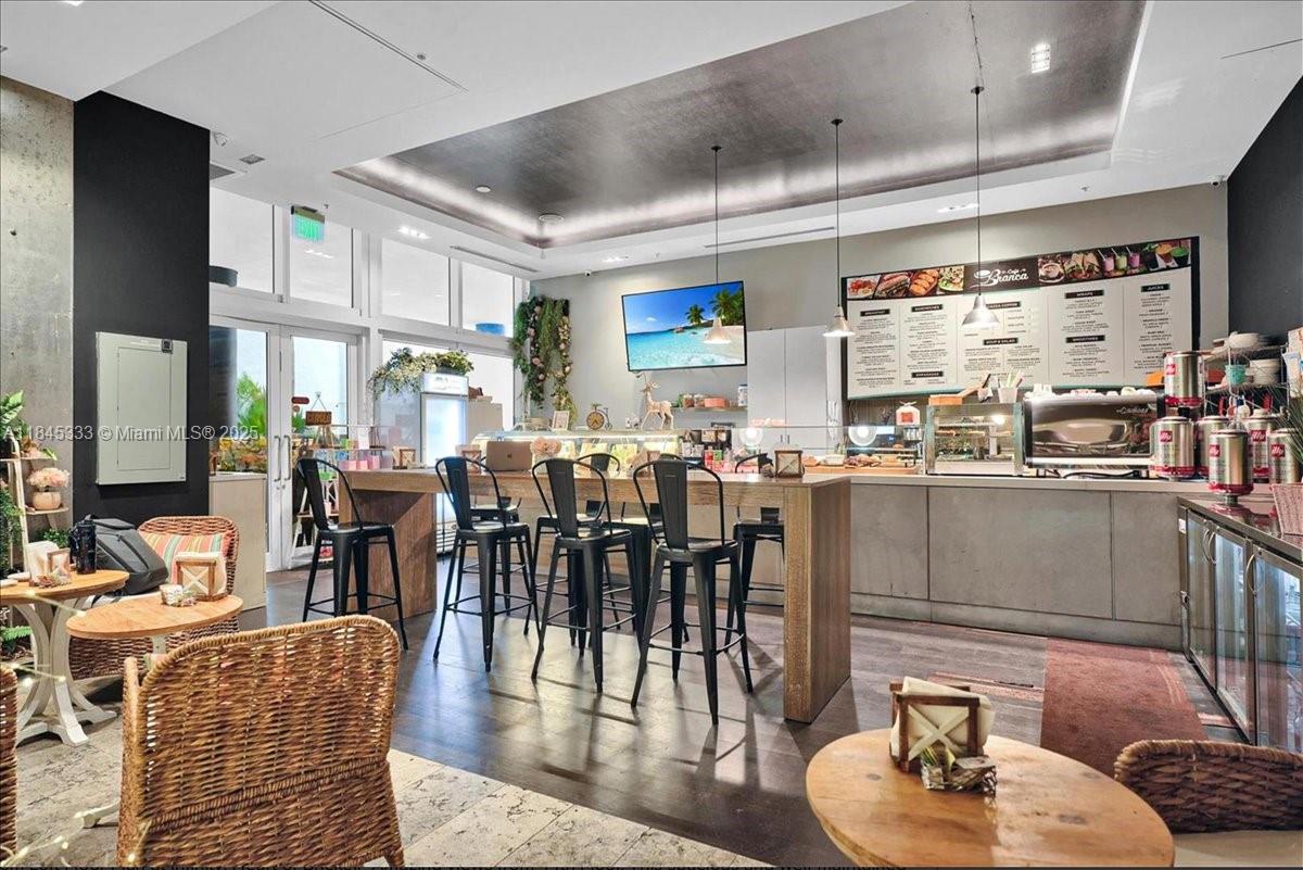 INFINITY AT BRICKELL COND - Residential