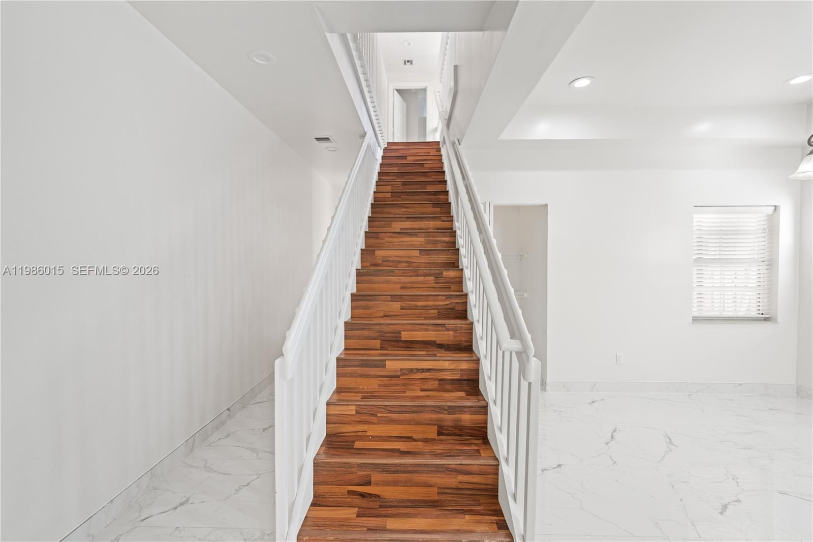 Tarpon River - Residential Lease