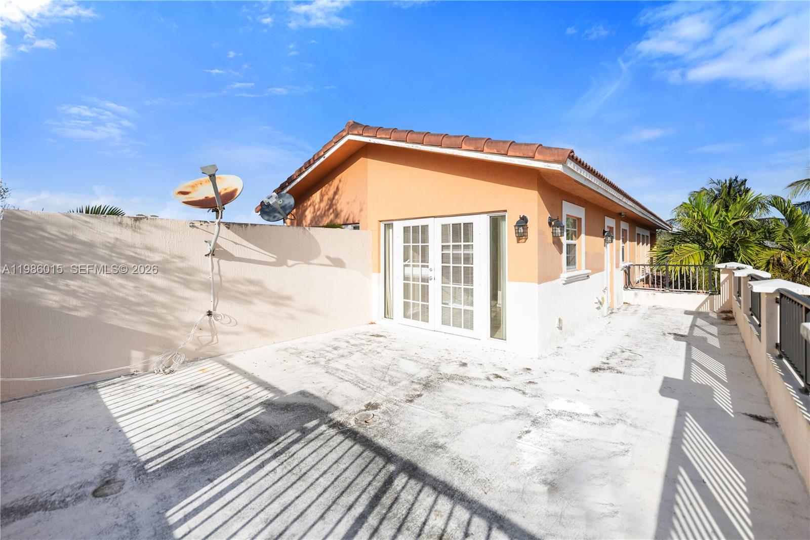 Tarpon River - Residential Lease