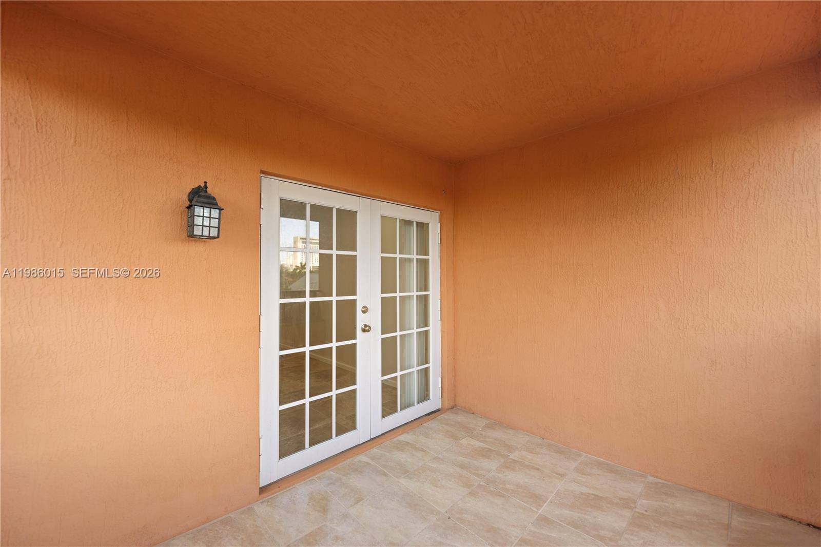 Tarpon River - Residential Lease