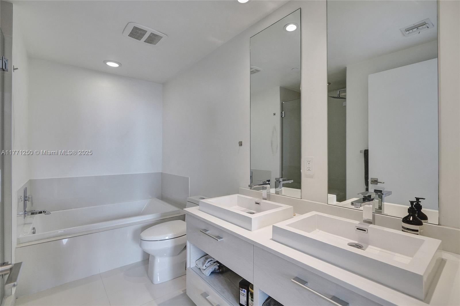 BRICKELL HEIGHTS EAST CON - Residential