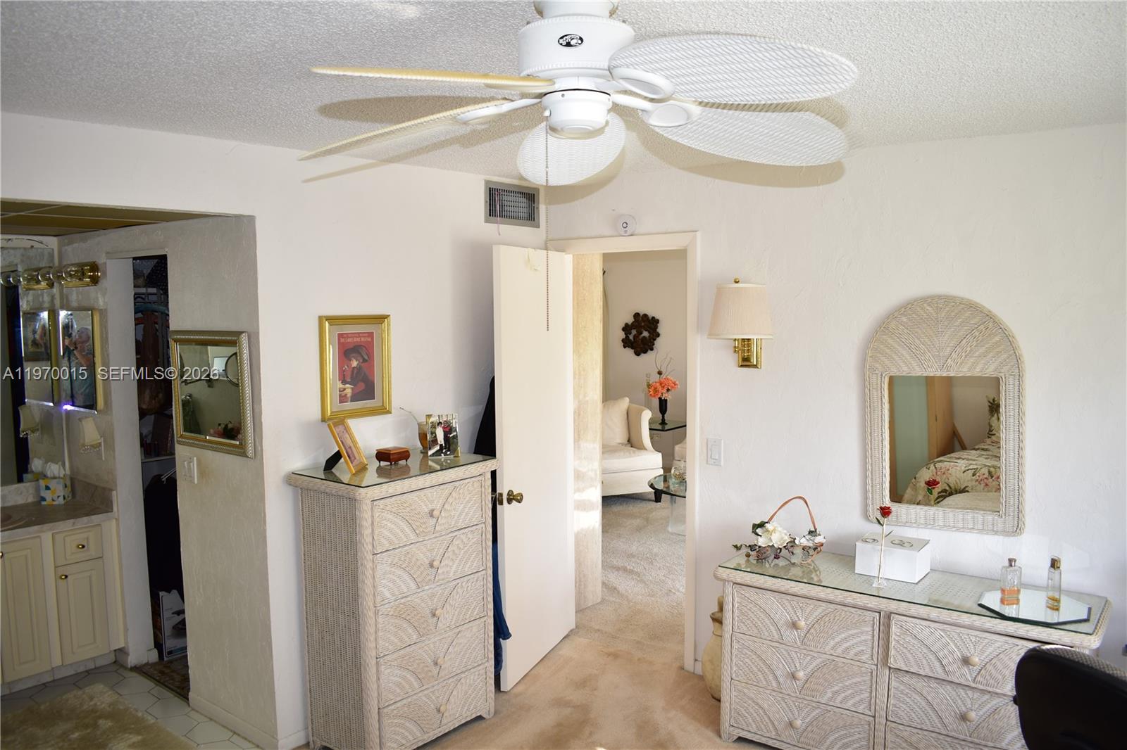 SUNRISE LAKES 136 CONDO - Residential