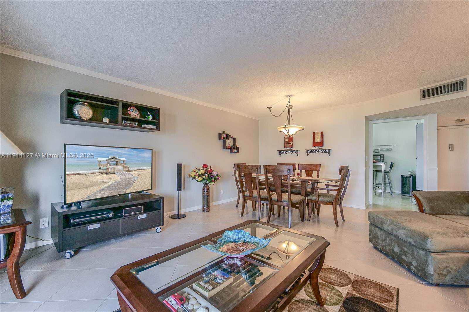 CASTLE APARTMENTS 12 COND - Residential