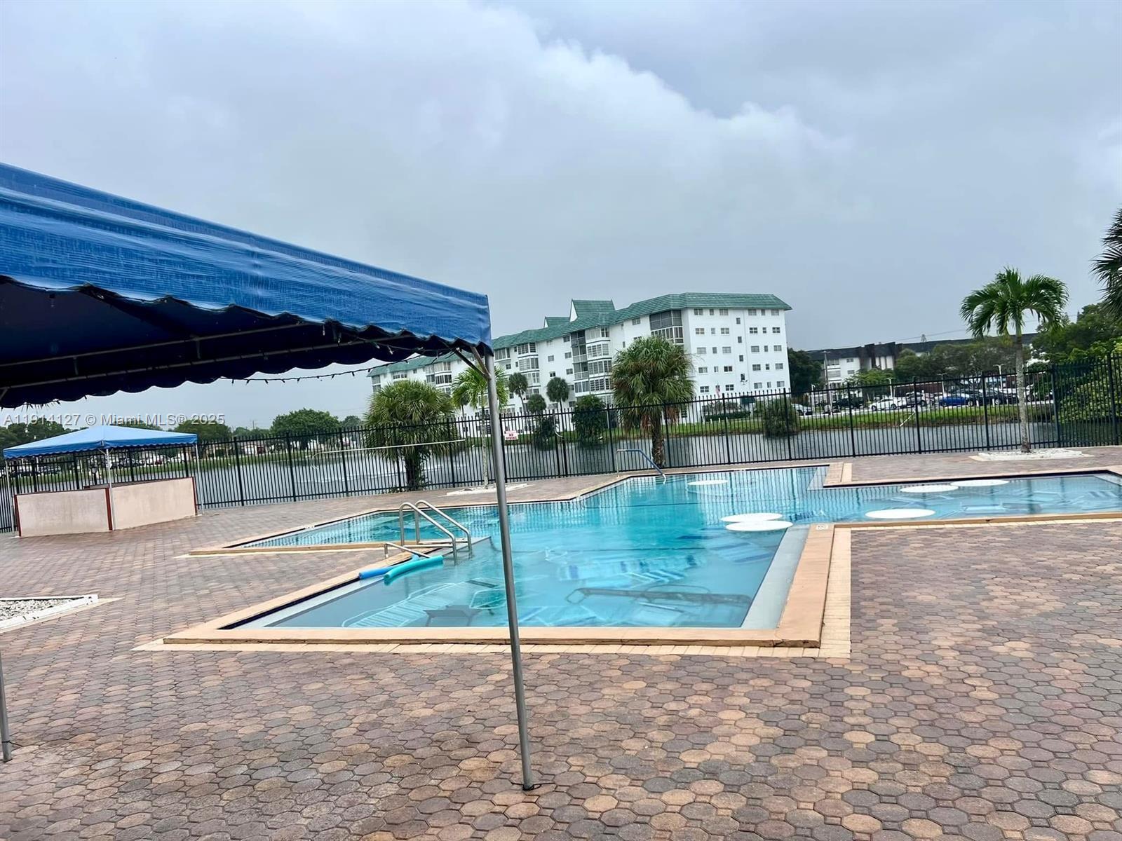 CASTLE APARTMENTS 12 COND - Residential