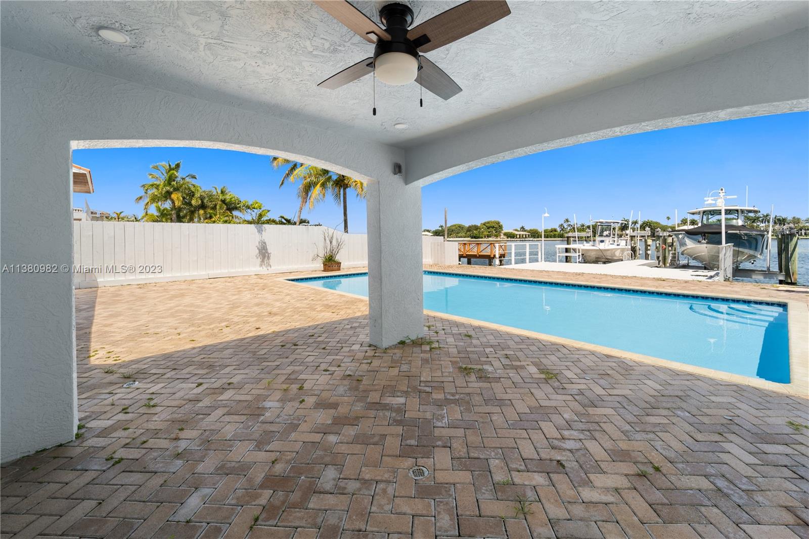 BISCAYNE BEACH-2ND ADDN - Residential