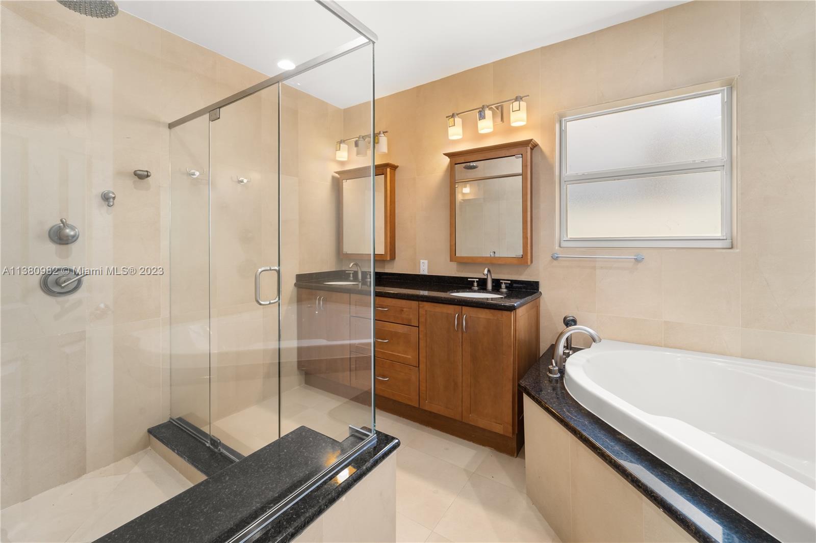 BISCAYNE BEACH-2ND ADDN - Residential