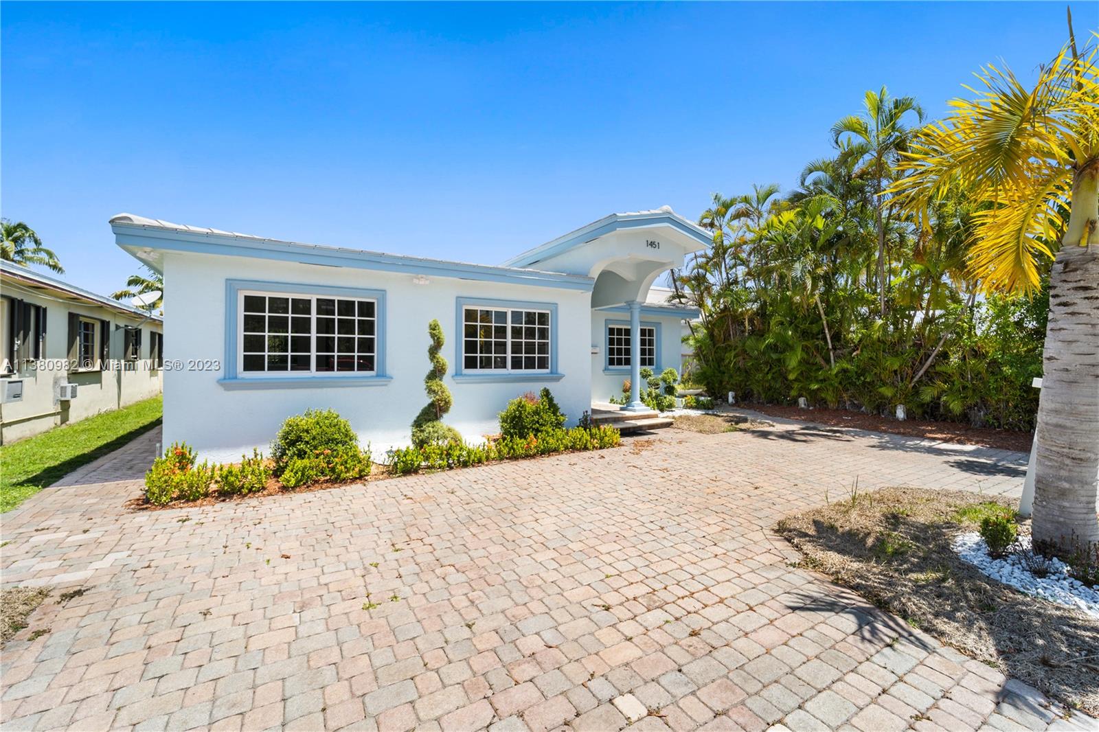 BISCAYNE BEACH-2ND ADDN - Residential