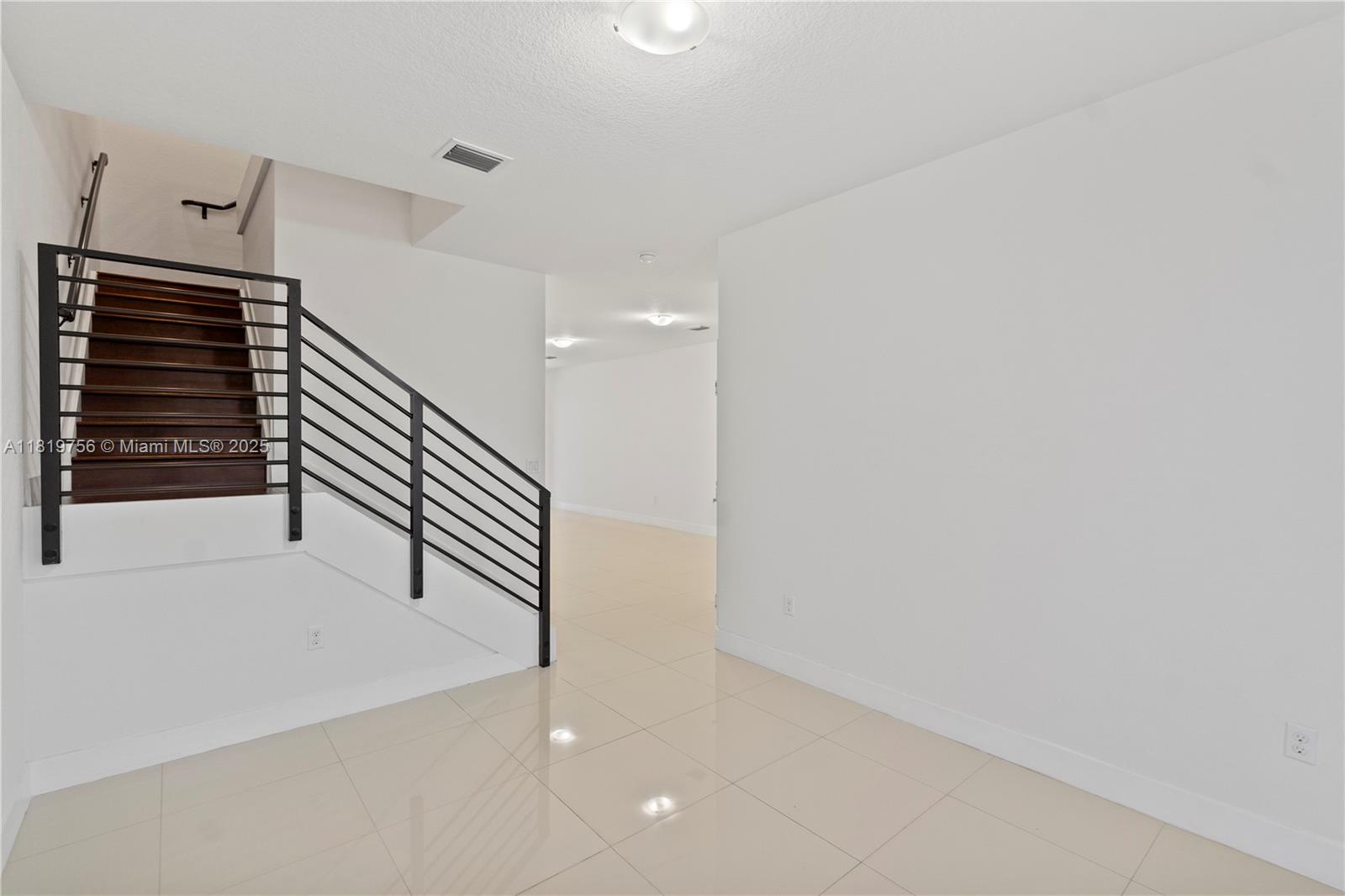 535 SW 91st Pl