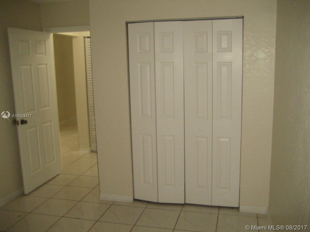 VILLAS OF PALM BAY - Residential Lease