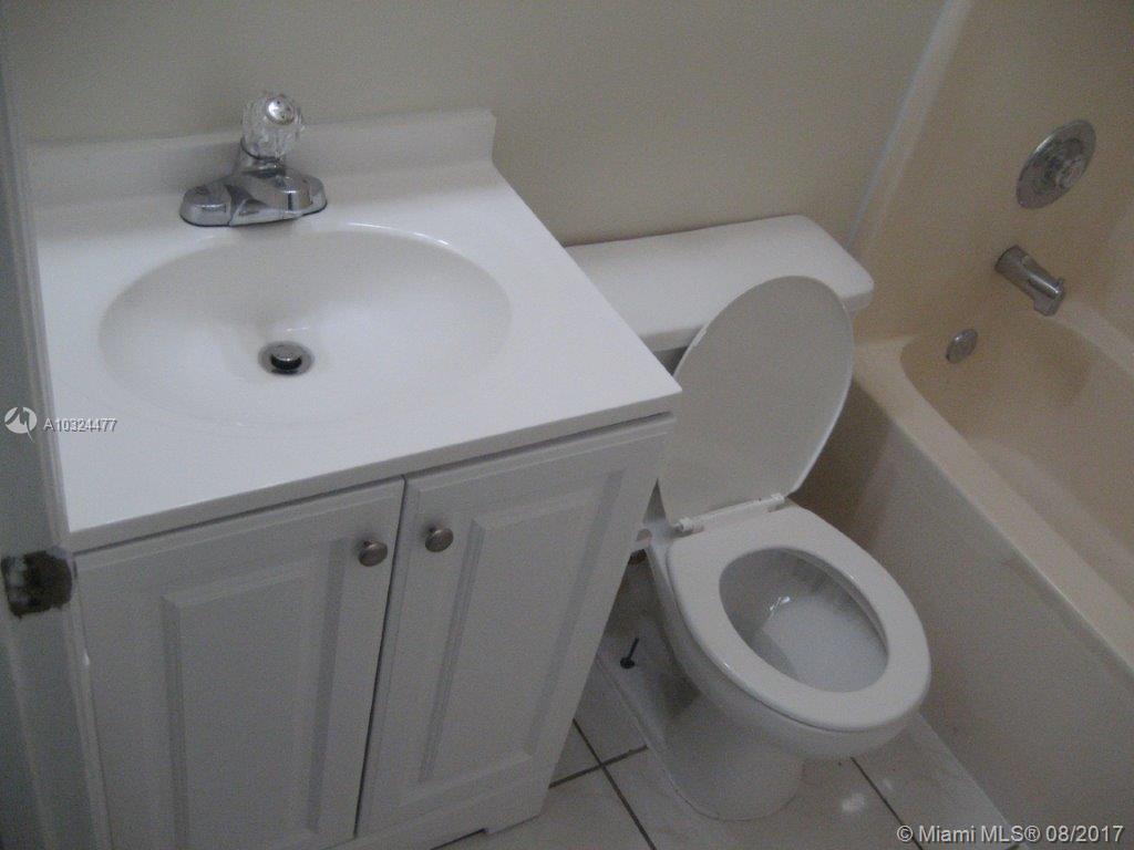 VILLAS OF PALM BAY - Residential Lease