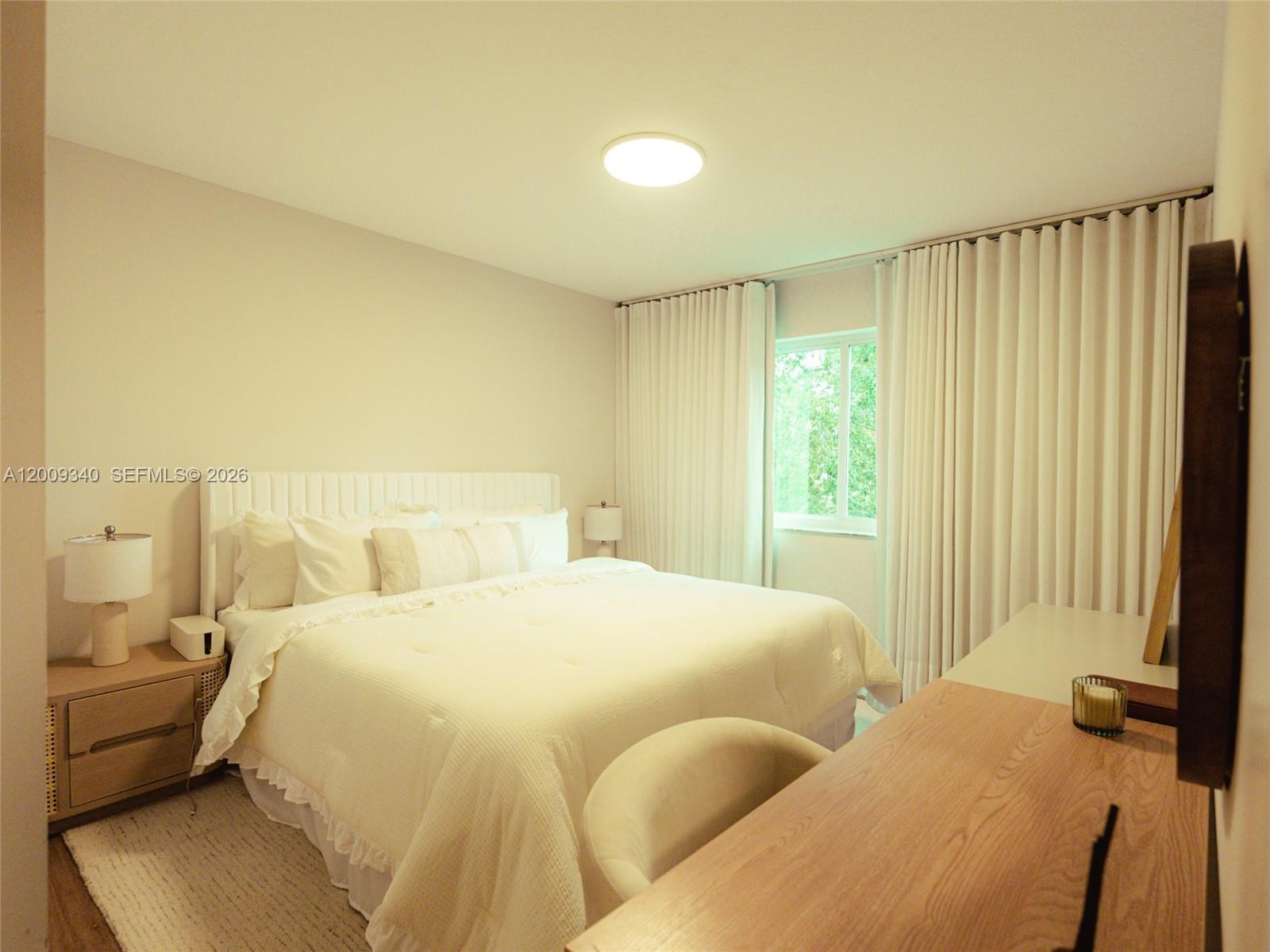 WINDSOR PALMS - Residential