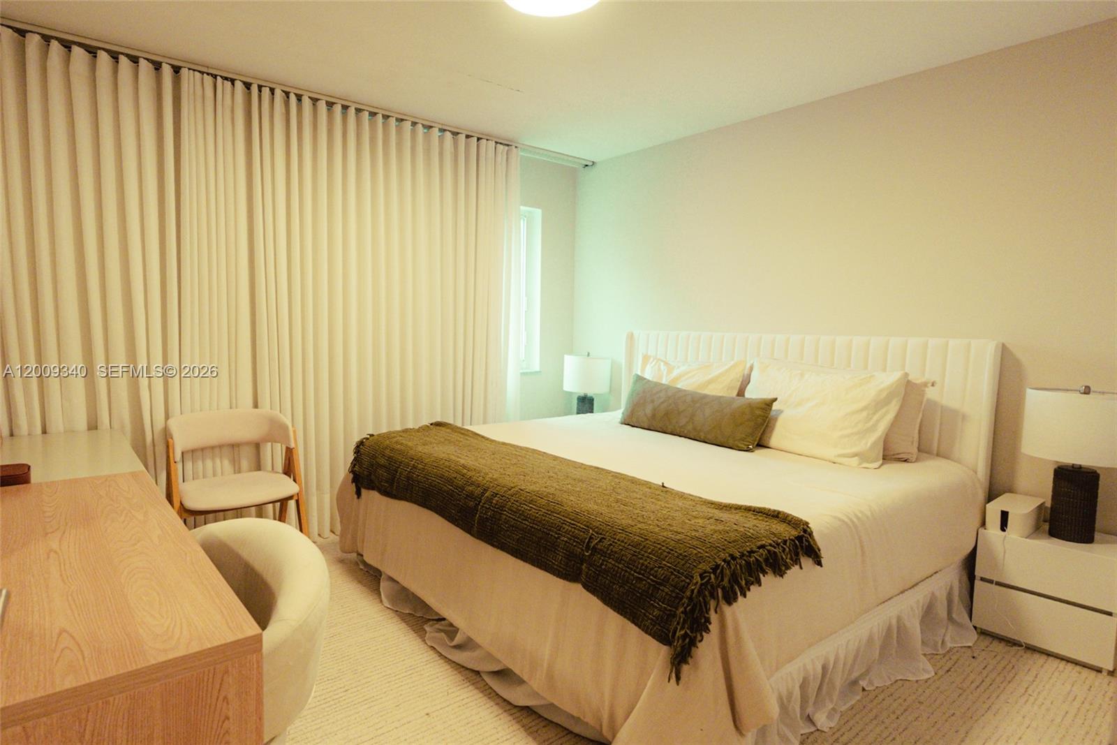 WINDSOR PALMS - Residential