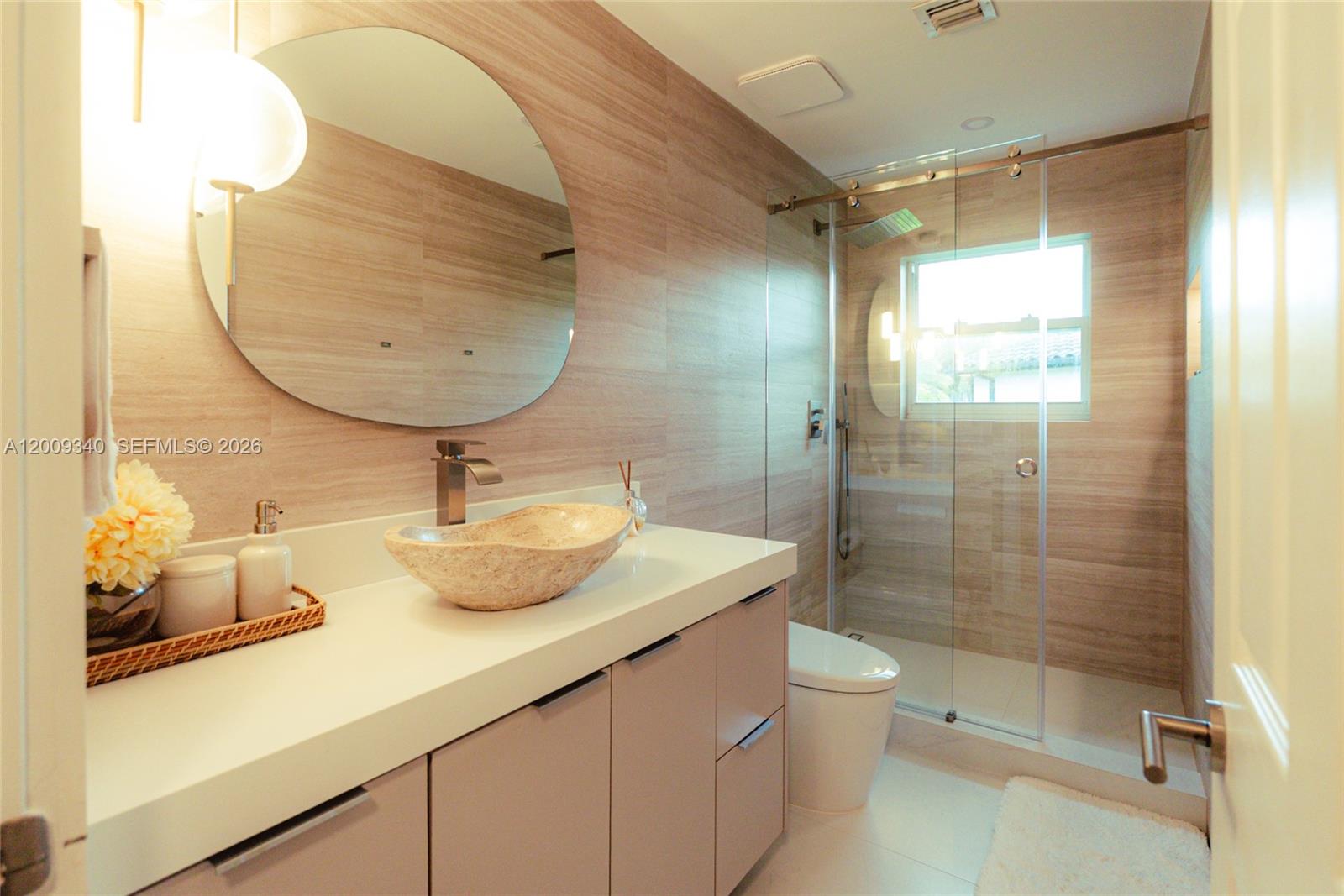 WINDSOR PALMS - Residential