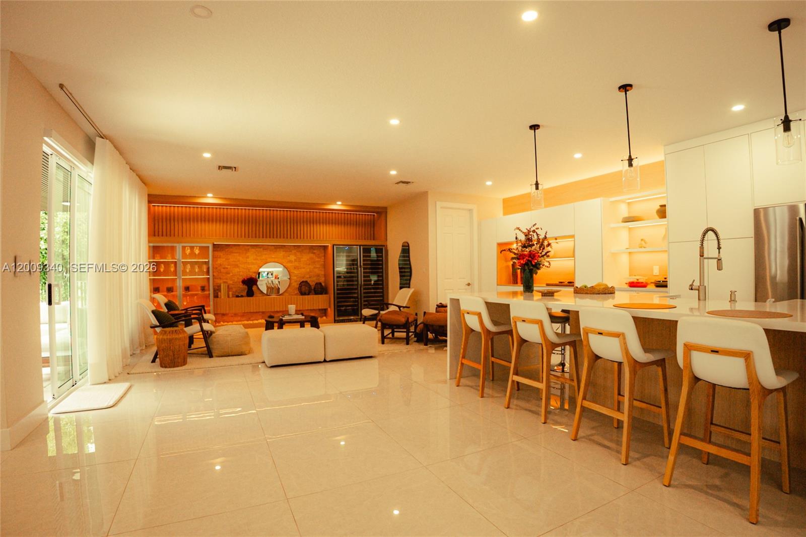 WINDSOR PALMS - Residential