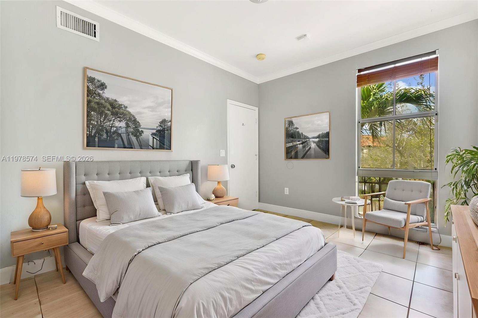 ANCHORAGE AT MIAMI LAKES - Residential