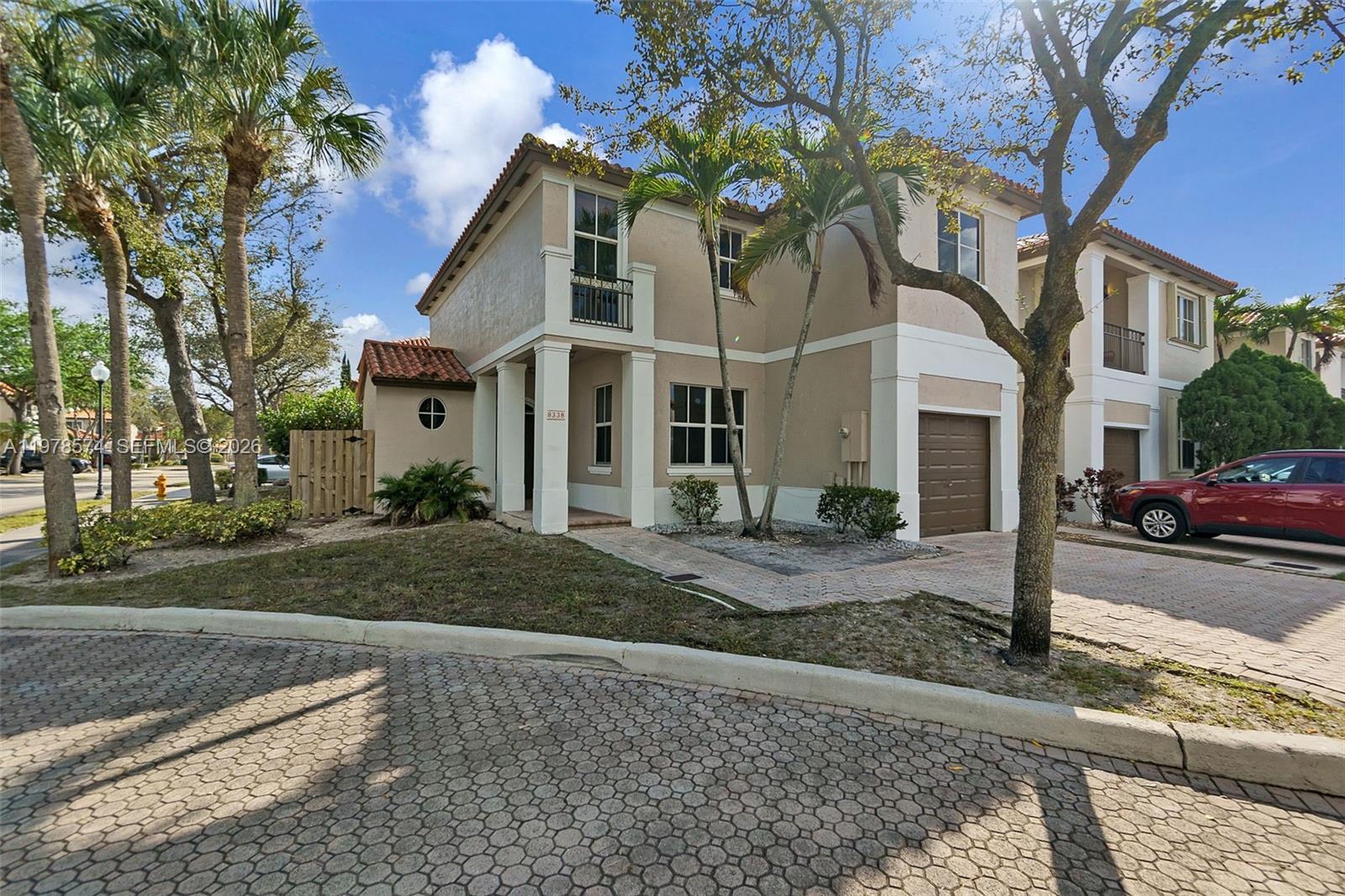 ANCHORAGE AT MIAMI LAKES - Residential