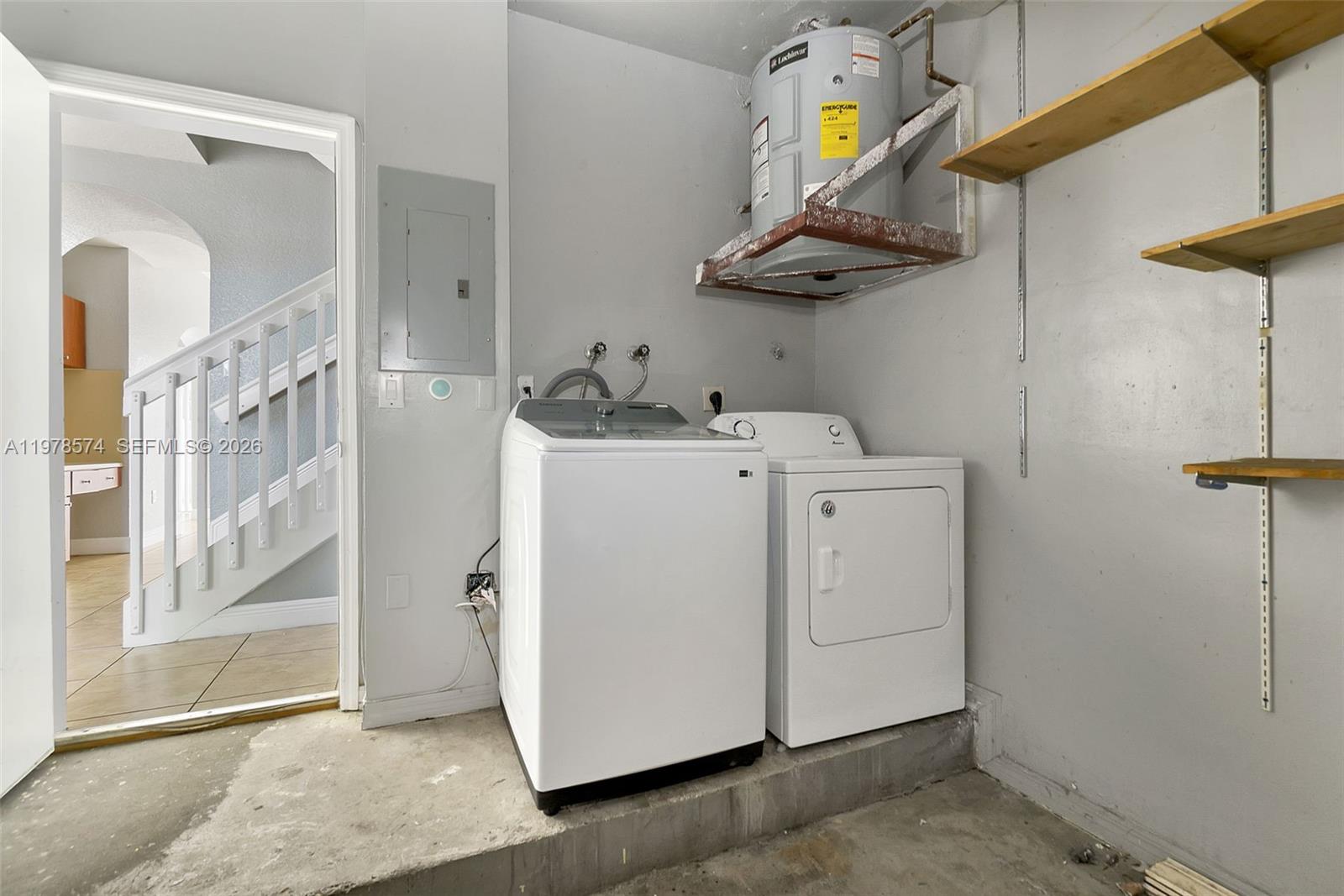 ANCHORAGE AT MIAMI LAKES - Residential