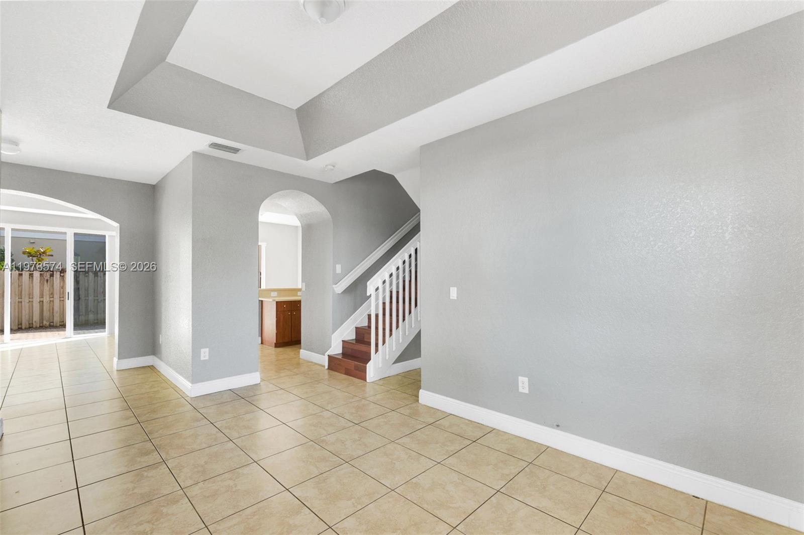 ANCHORAGE AT MIAMI LAKES - Residential