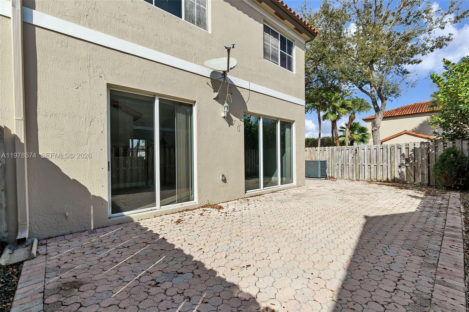 ANCHORAGE AT MIAMI LAKES - Residential