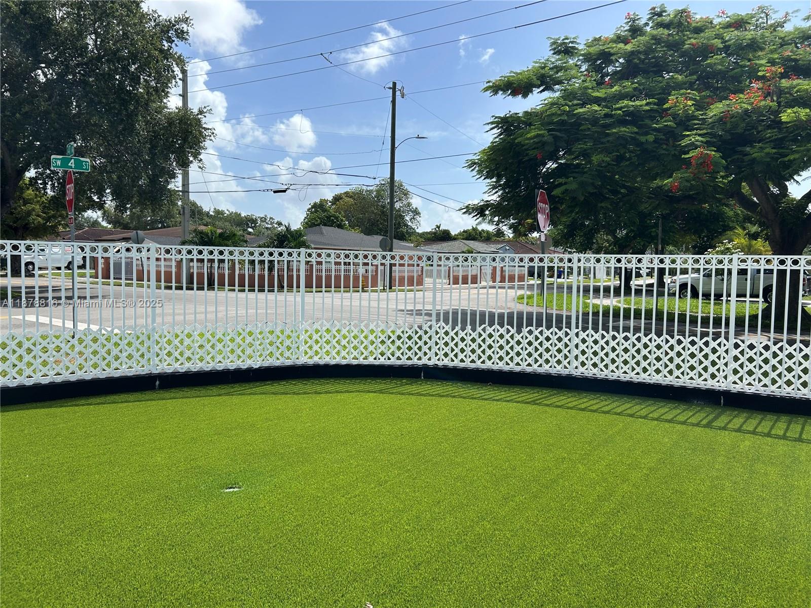 BOWMAN HEIGHTS - Residential