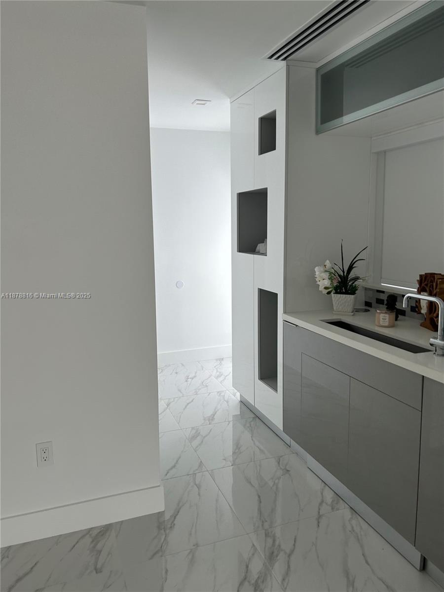 BOWMAN HEIGHTS - Residential