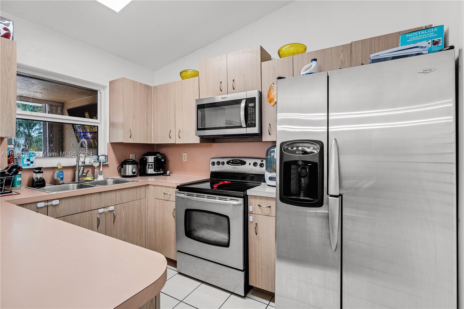 SUNSET HARBOUR SEC V - Residential Lease